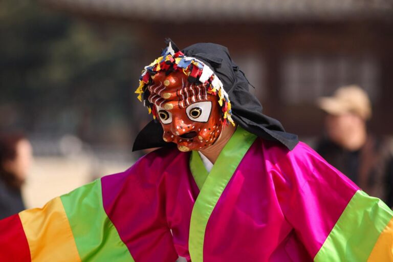 Korean Holidays & Festivals Guide